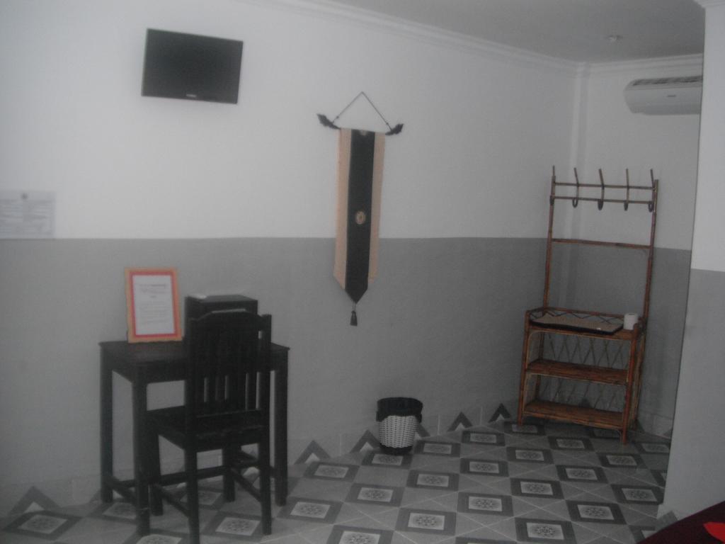 Pat Pat Guesthouse Sihanoukville Oda fotoğraf